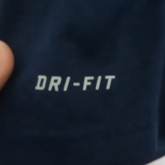 Nike Dri Fit New England Patriots Tee Shirt Size XL (labels faded inside & back) - Picture 3 of 4